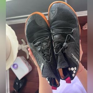 Used hiking vivo shoes